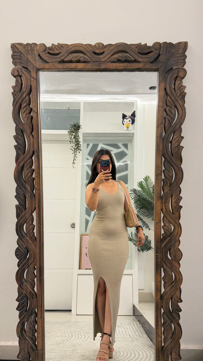 150 classy Bodycon dress 28-34 bust/52L