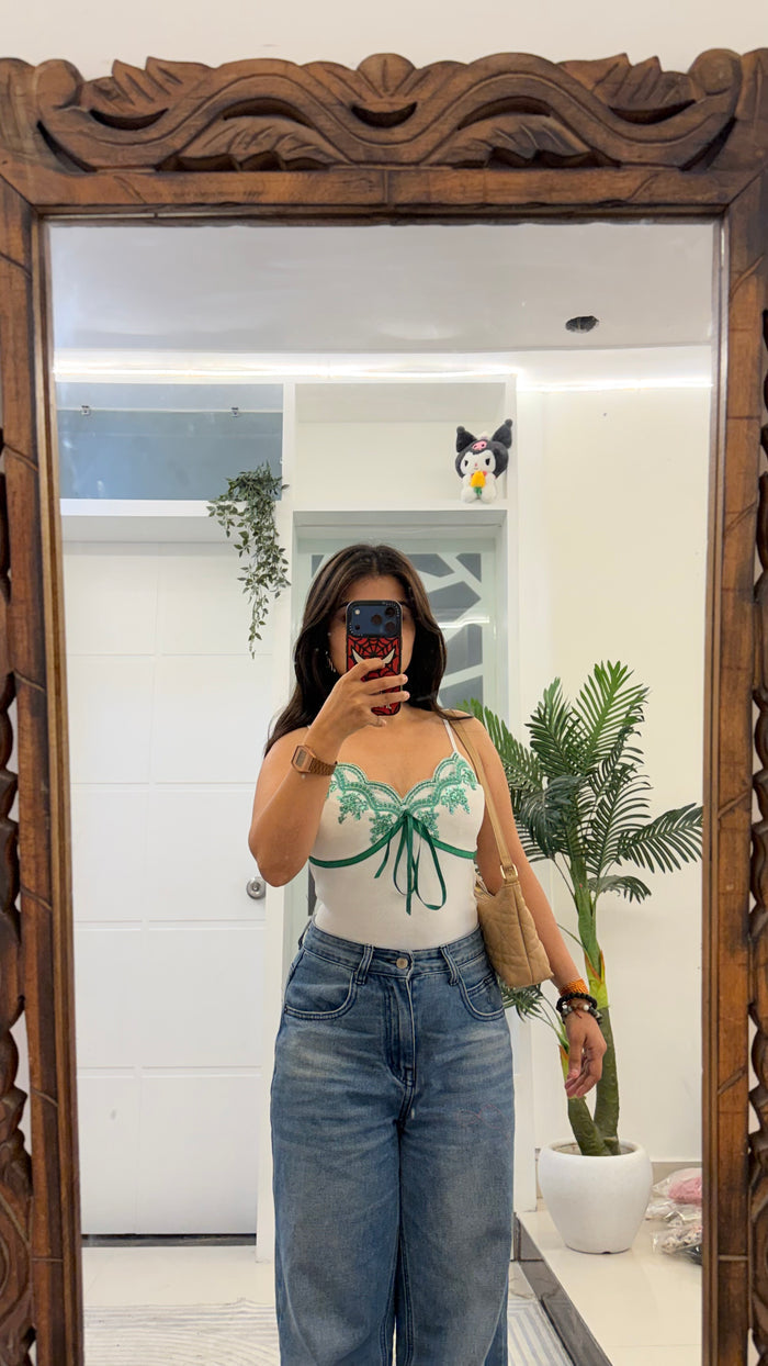 26 summer top bead work 30-32 bust