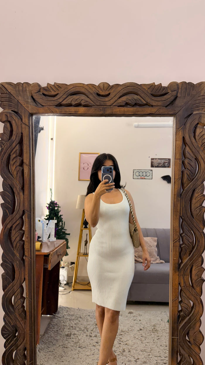 48 bodycon dress bust 32-34/length 37