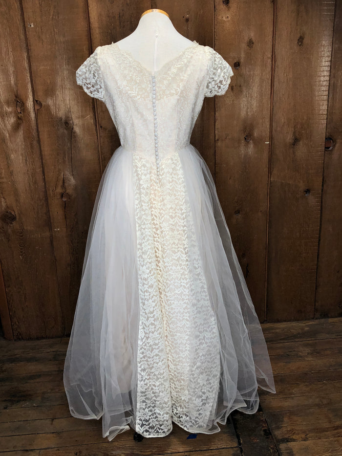 50s Arden Blush Lace & Tulle Wedding Gown      w30