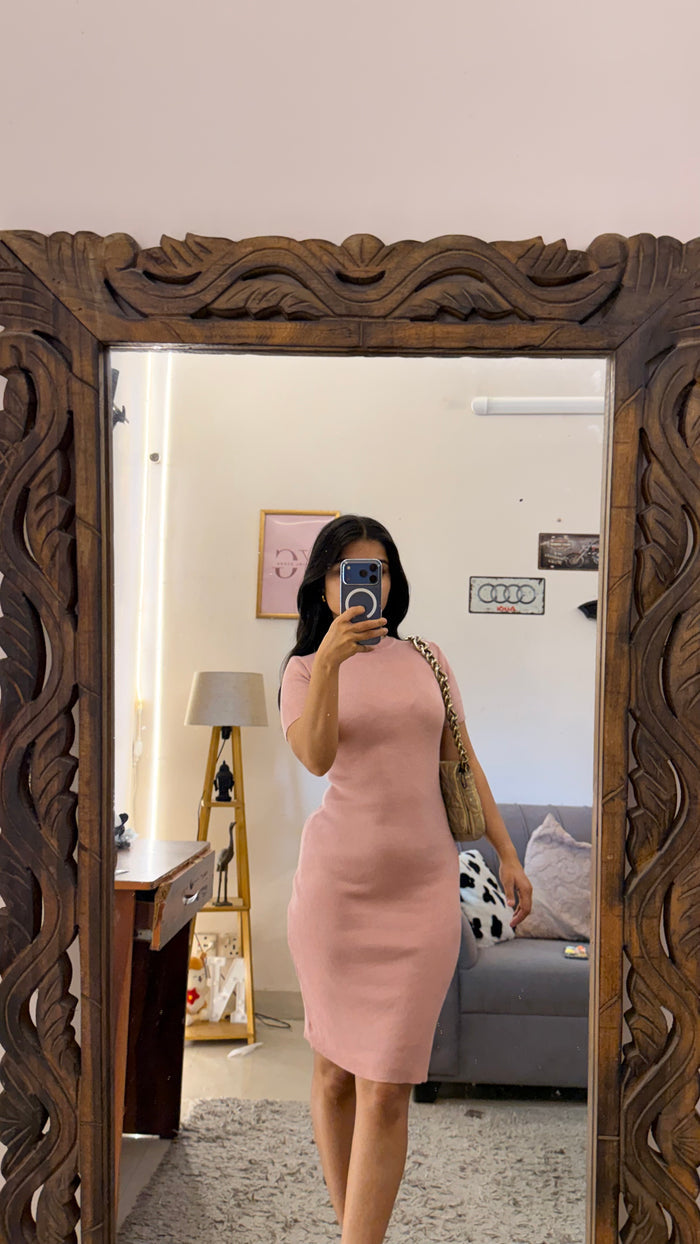 81 Bodycon dress 32-33 bust /l:34