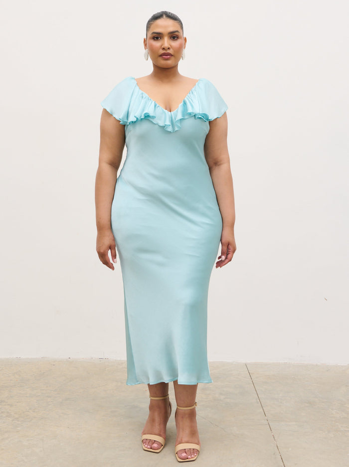 Souki Is 5'8" & Wears Size UK 18|Adina Midaxi Dress Curve - Seaspray Blue