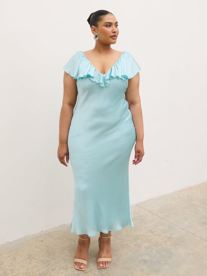 Souki Is 5'8" & Wears Size UK 18|Adina Midaxi Dress Curve - Seaspray Blue