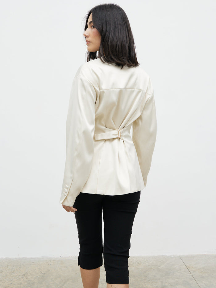 Veronica is 5'8" & Wears Size UK 6|Amora Collarless Bonded Satin Jacket - Oyster