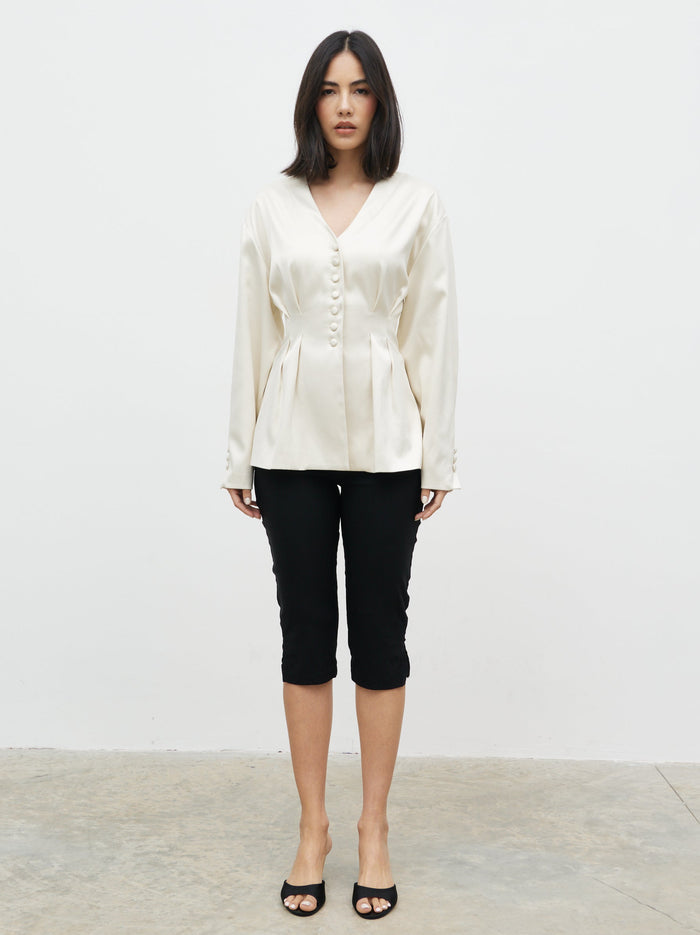 Veronica is 5'8" & Wears Size UK 6|Amora Collarless Bonded Satin Jacket - Oyster