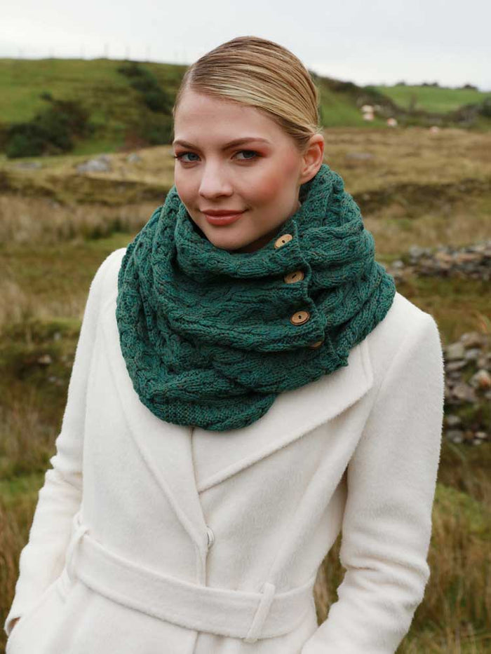 100_merino_wool_snood_green_marl_e6848c66-26f1-4b3a-8329-27aa8c6a8627.jpg