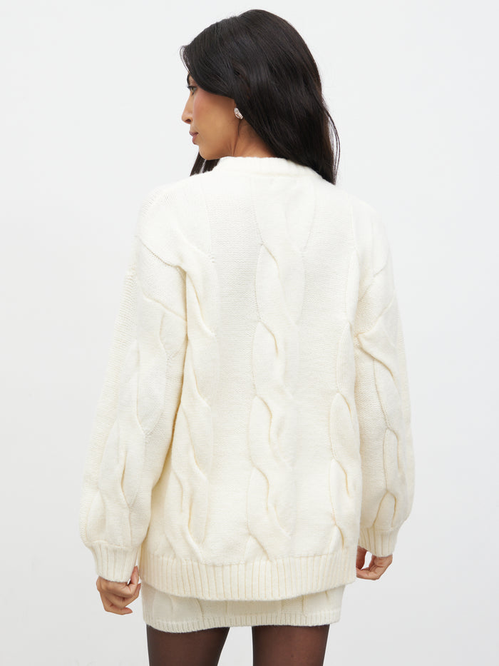 Lygia Is 5'9" & Wears Size UK S|Atlantic Chunky Cable Knit Jumper - Cream