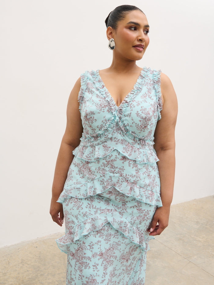 Souki Is 5'8" & Wears Size UK 18|Aurelia Ruffle Maxi Dress Curve - Seaspray and Brown Floral