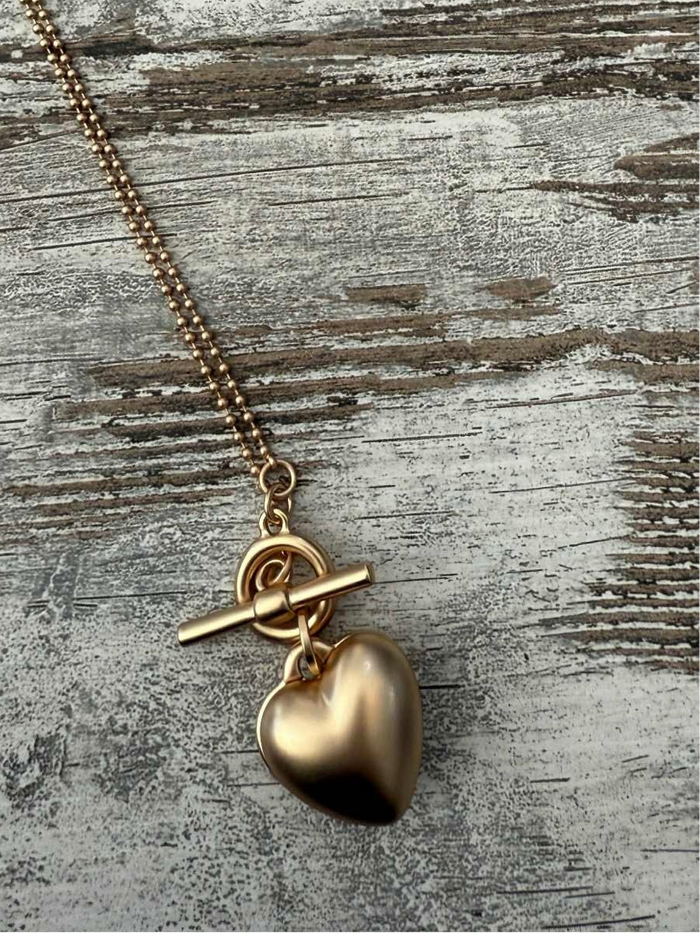 Bold Heart Necklace - Gold