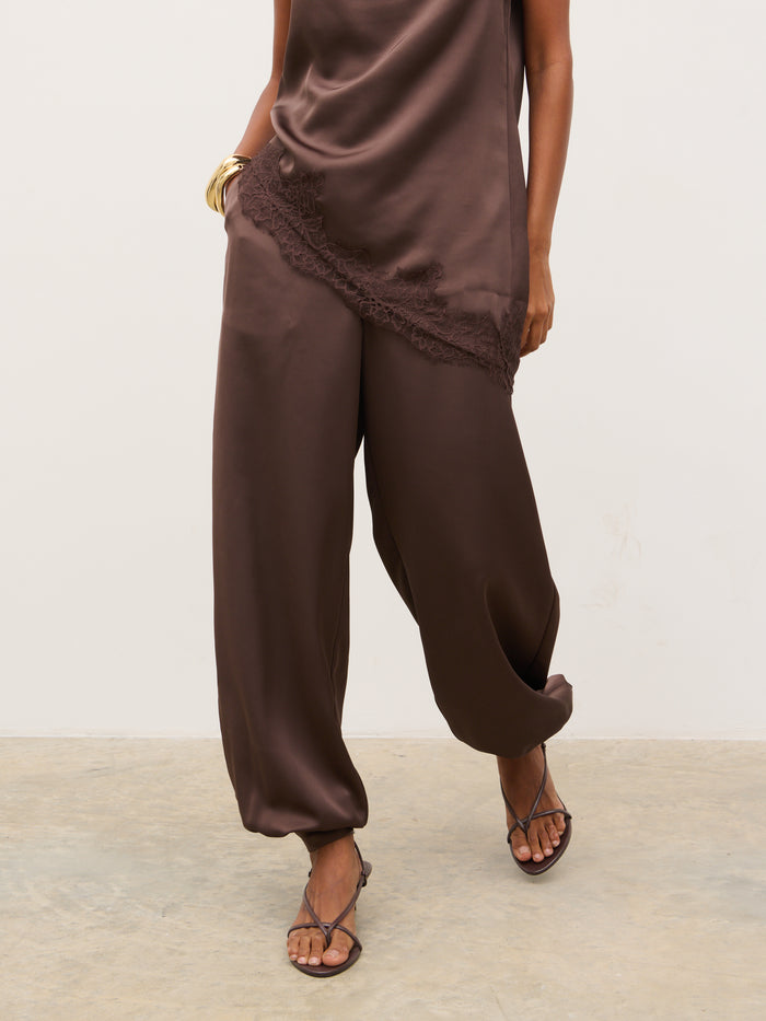 Kavita is 5'7" & Wears Size UK 6|Breya Balloon Trousers - Chocolate Brown