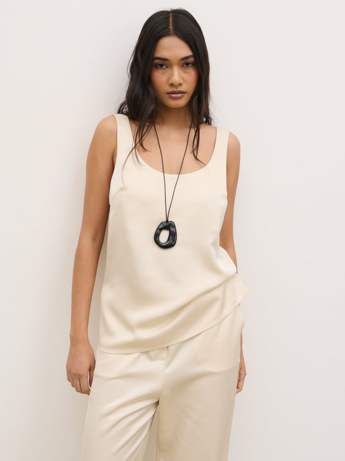 Candy Is 5'6" & Wears Size UK 8|Breya Cami Top - Oyster