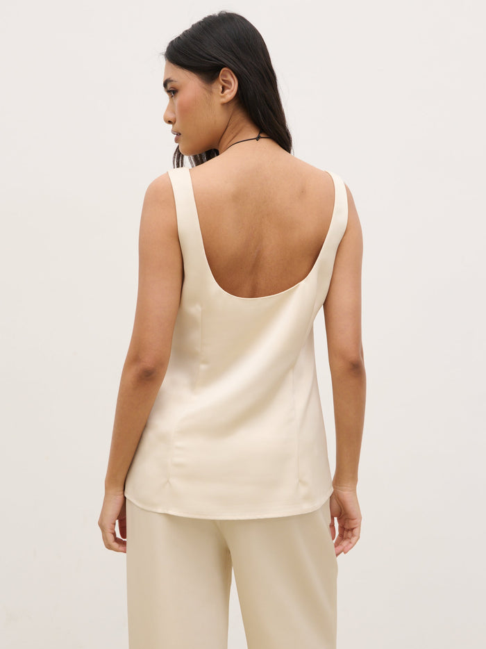 Candy Is 5'6" & Wears Size UK 8|Breya Cami Top - Oyster