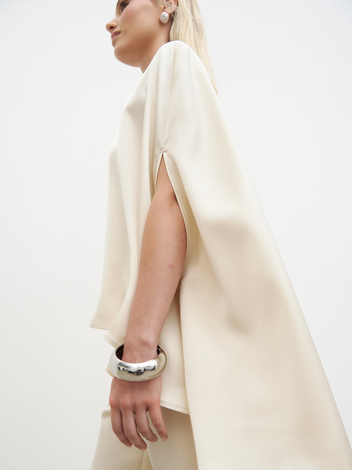 Honor is 5'4" & Wears Size UK XS-S|Breya Cape Floaty Satin Top - Oyster