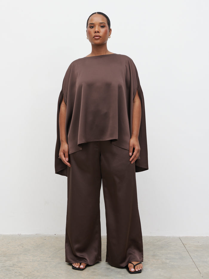 Steffy is 5'7" & Wears Size UK XL-XXL|Breya Cape Floaty Satin Top Curve - Chocolate Brown