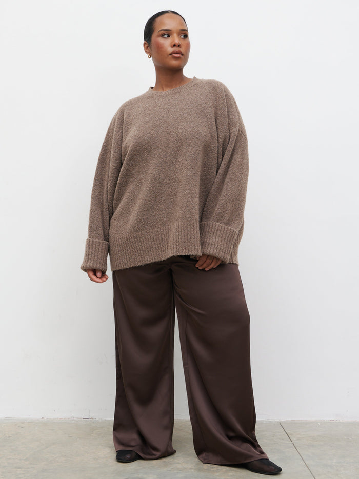 Souki Is 5'8" & Wears Size UK 18|Breya Satin Drawstring Trousers Curve - Chocolate Brown