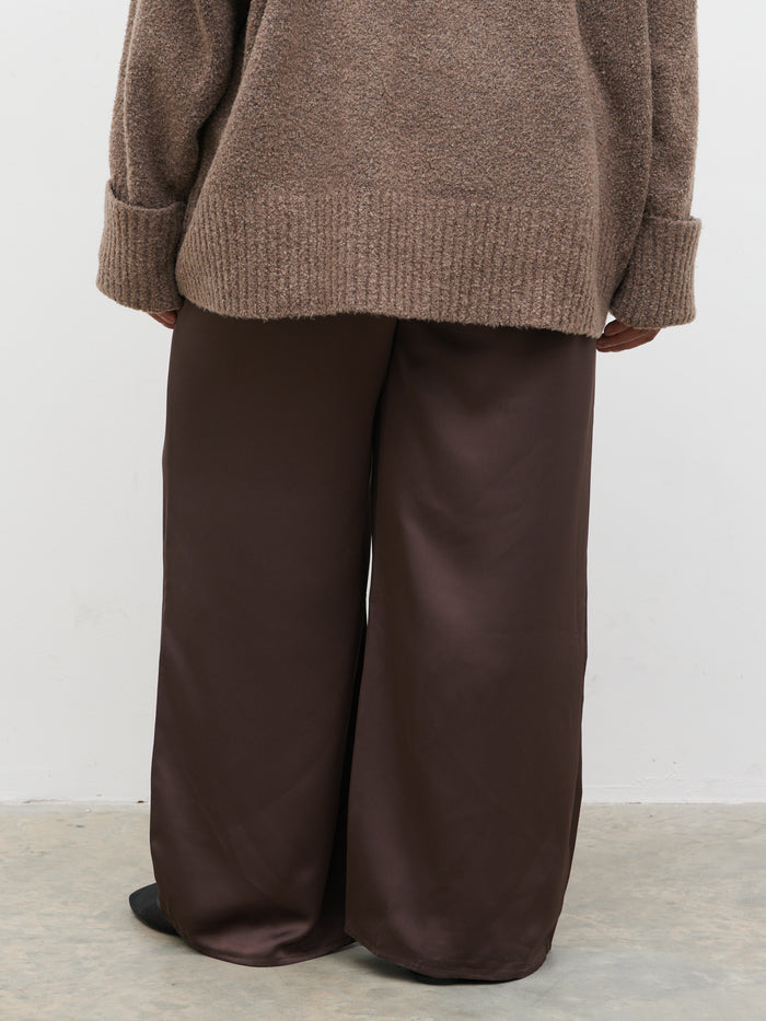Souki Is 5'8" & Wears Size UK 18|Breya Satin Drawstring Trousers Curve - Chocolate Brown