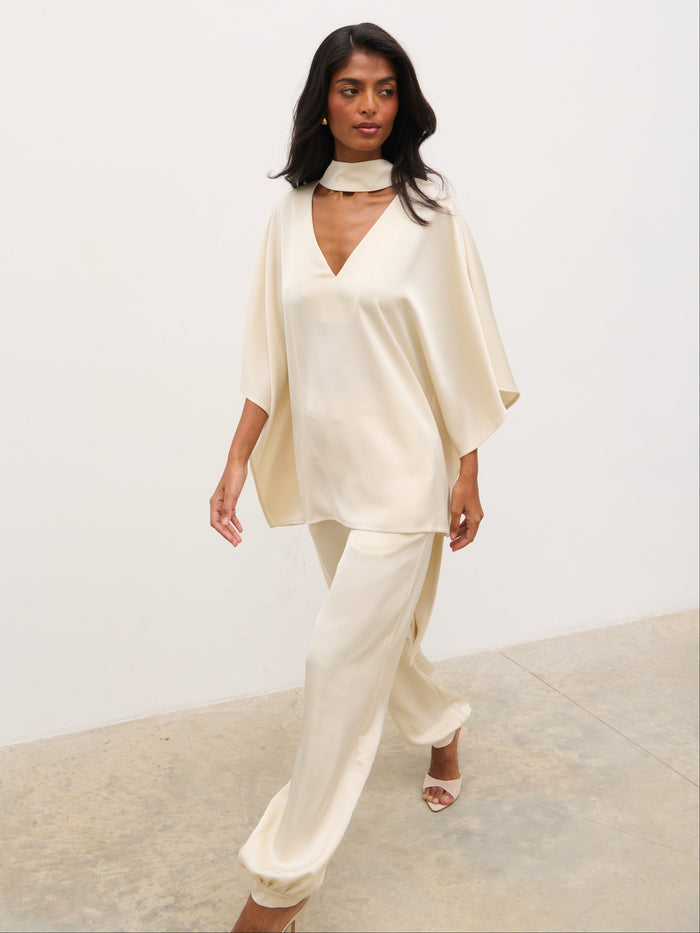 Kavita is 5'7" & Wears Size UK 6|Breya V-Neck Smock Top - Oyster