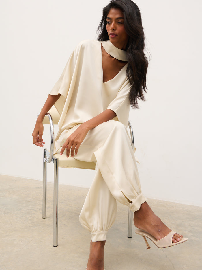 Kavita is 5'7" & Wears Size UK 6|Breya V-Neck Smock Top - Oyster