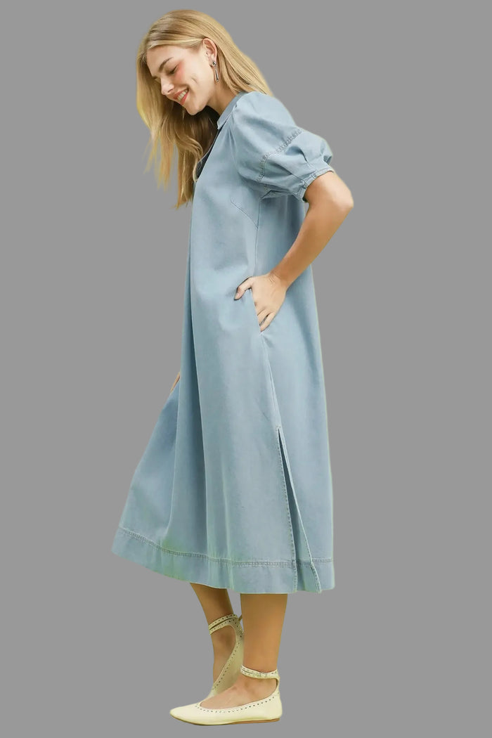 Umgee women's denim maxi dress in light blue with side pockets