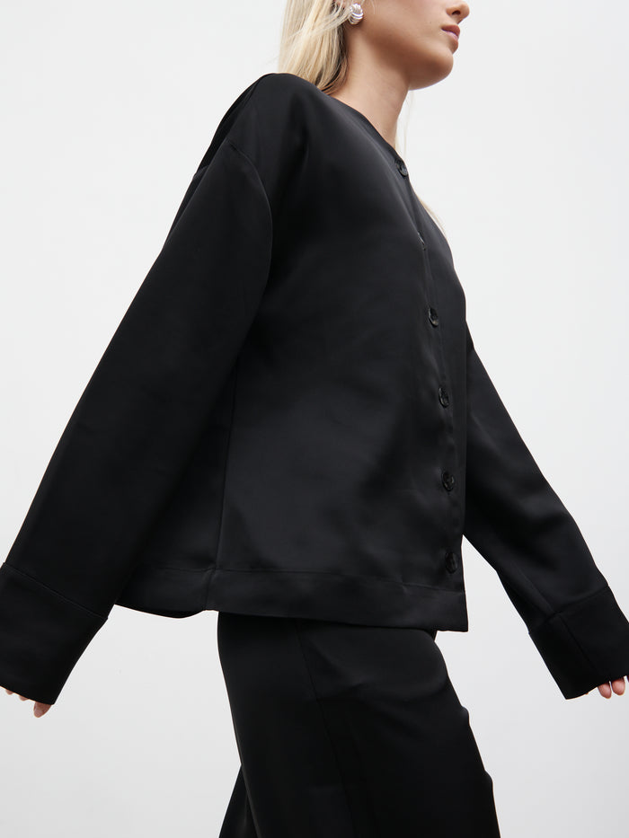 Honor is 5'4" & Wears Size UK 8|Dua Satin Button Blouse - Black