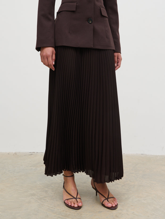 Soni Is 5'9" & Wears Size UK 6|Elsa Pleated Midaxi Skirt - Brown