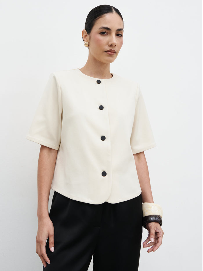 Veronica is 5'8" & Wears Size UK 6|Essie Short Sleeve Button Down Top - Stone