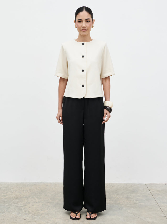 Veronica is 5'8" & Wears Size UK 6|Essie Short Sleeve Button Down Top - Stone