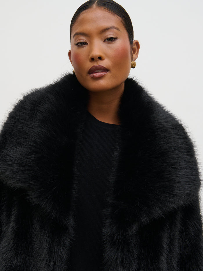 Elle Is 5'3" & Wears Size UK XS|Ettalie Short Faux Fur Coat - Black