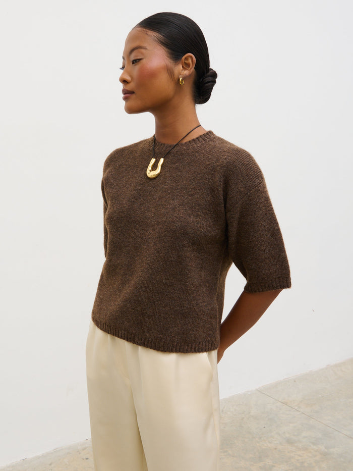 Elle Is 5'3" & Wears Size UK XS|Gisella Short Sleeve Knit Top - Brown
