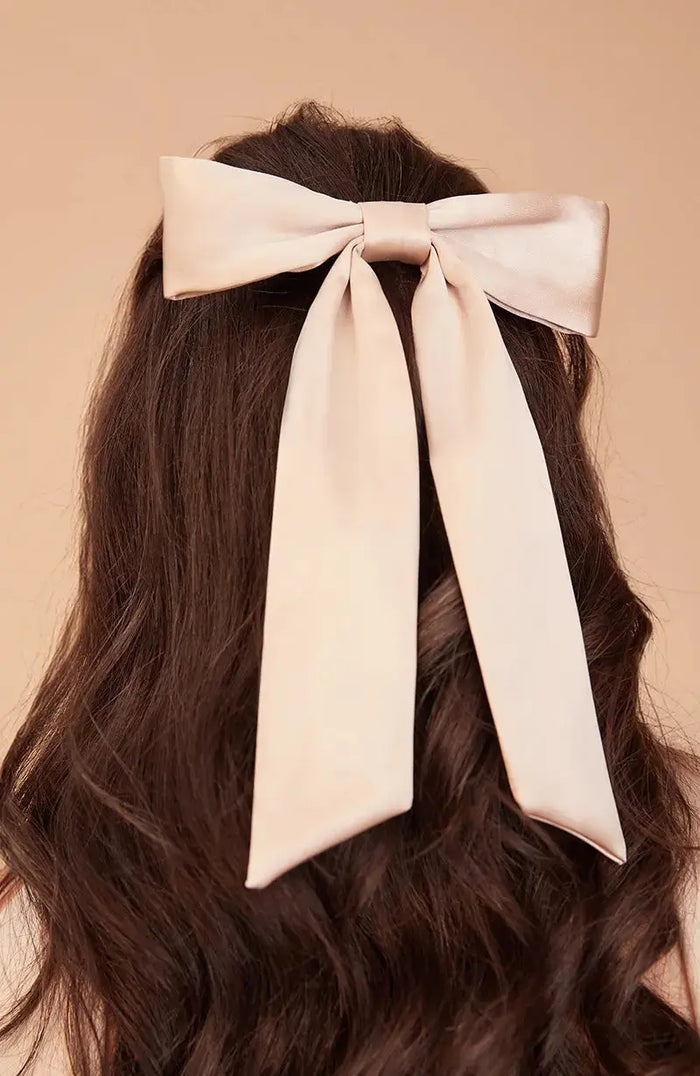 Hair Bow in Satin Rewritten