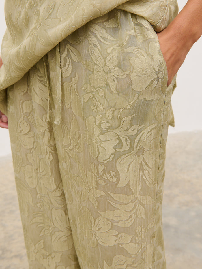 Elle Is 5'3" & Wears Size UK 6|Inca Drawstring Trousers - Olive Jacquard Floral