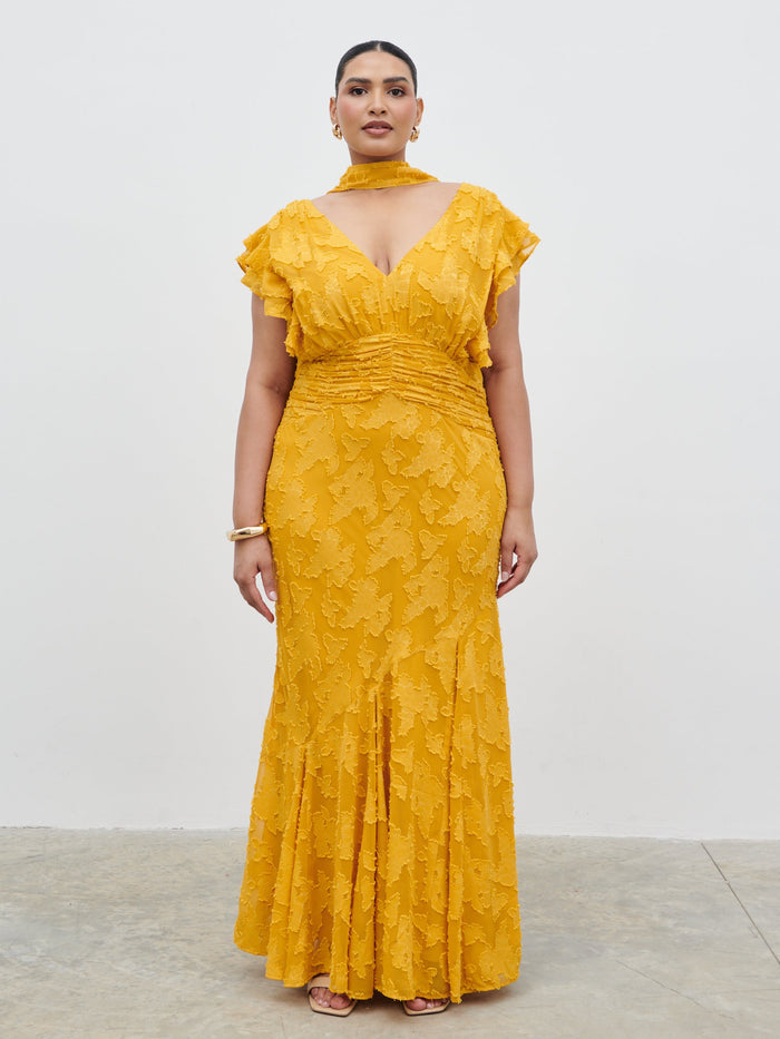 Souki Is 5'8" & Wears Size UK 18|Katelynn Frill Jacquard Maxi Dress Curve - Yellow Ochre