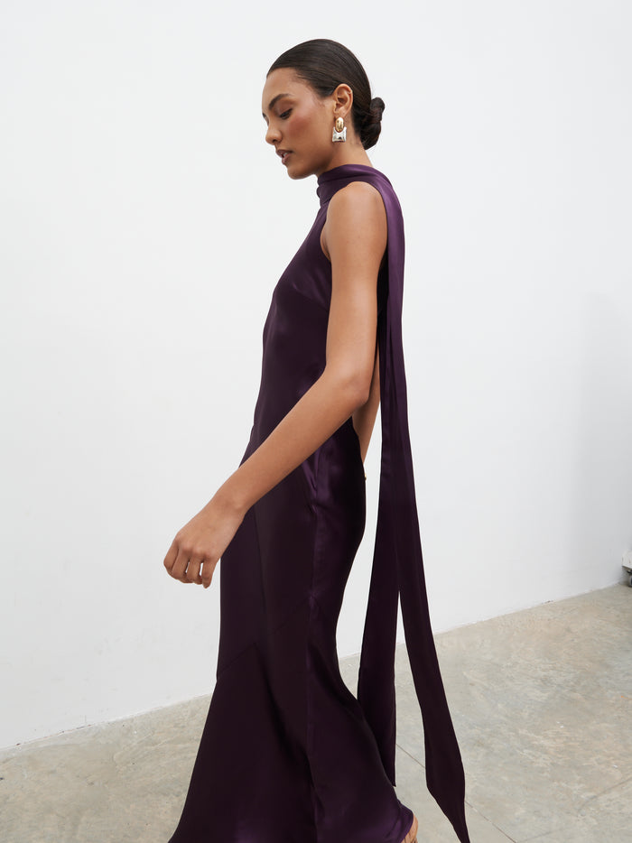 Lana is 5.9.5" & Wears Size UK 8|Lethe Drape Scarf Maxi Dress - Dark Grape
