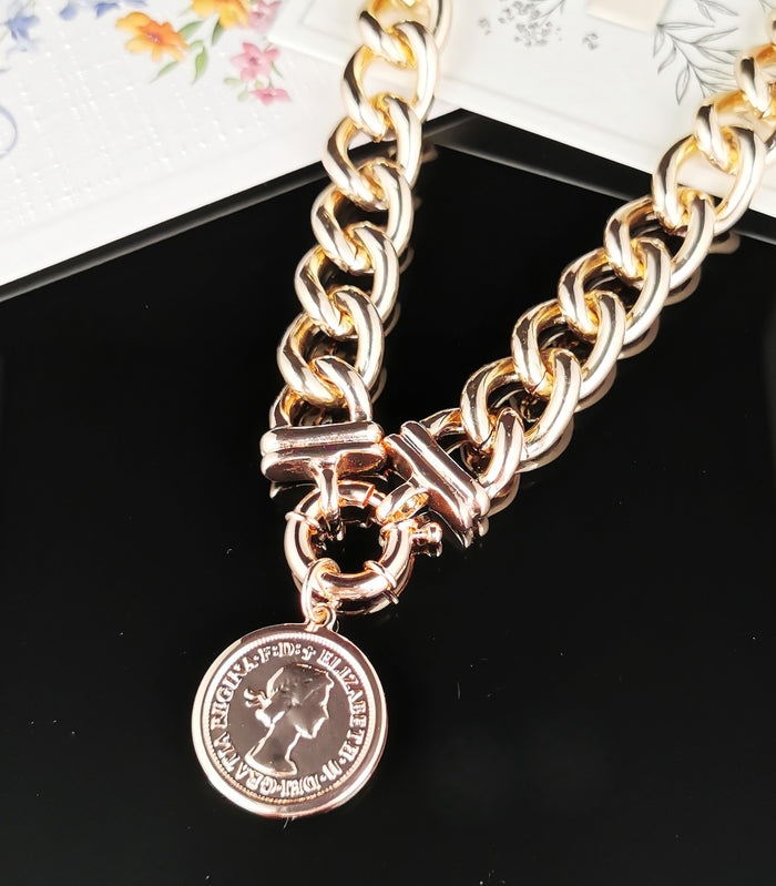 Lucre Coin Necklace - Rose Gold