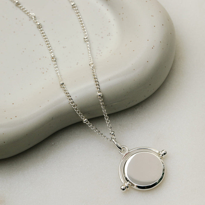 LUXE Faceted Disc Spinner Necklace - Silver