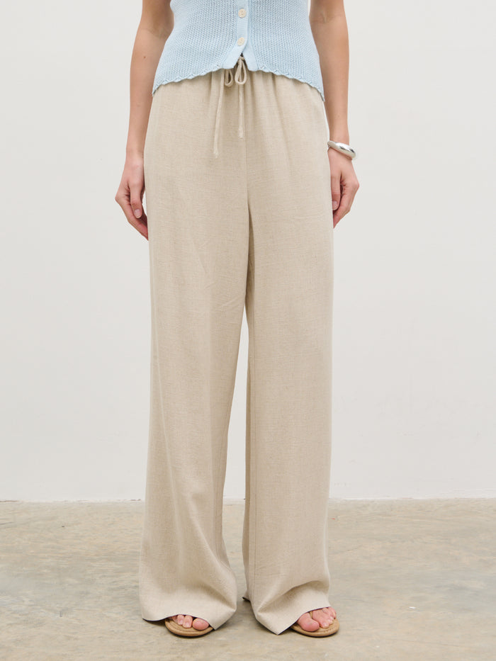 Nina is 5'8" & Wears Size UK 6|Nessa Wide Leg Linen Blend Trousers - Natural