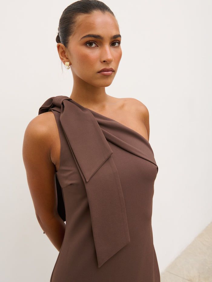 Tina is 5'6" & Wears Size UK 8|Nevaeh One Shoulder Crepe Maxi Dress - Chocolate Brown
