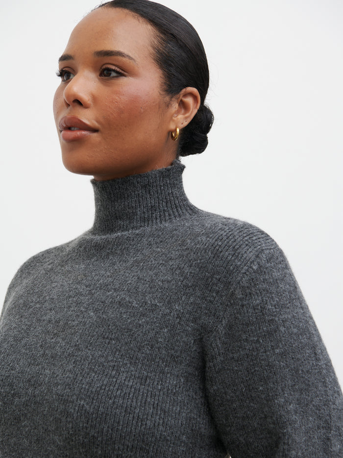 Steffy is 5'7" & Wears Size UK XL|Odyssey A-Line Knit Jumper Curve - Charcoal