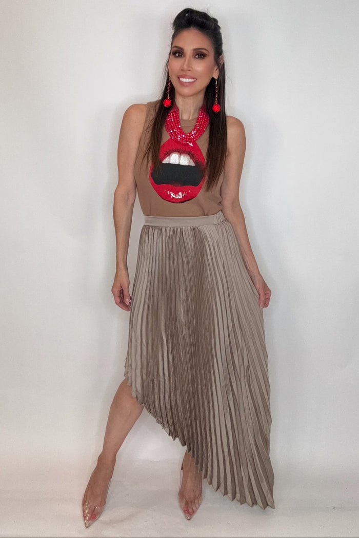 Style the Open Lips Waffle-Knit Graphic Tank Top exclusively at Born To Glam