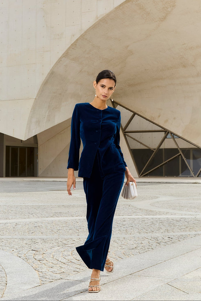 Pantalón Boreal Azul petróleo de Lady Pipa para invitada de boda de noche.
