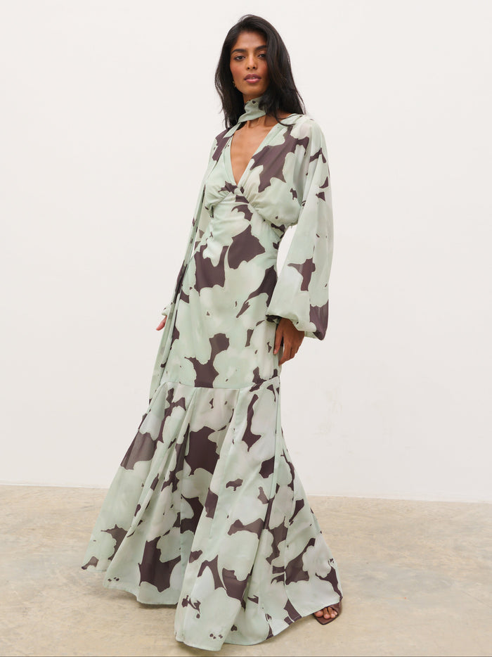 Kavita is 5'7" & Wears Size UK 6|Petula Batwing Scarf Maxi Dress - Mint Watercolour Floral