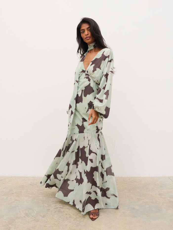 Kavita is 5'7" & Wears Size UK 6|Petula Batwing Scarf Maxi Dress - Mint Watercolour Floral