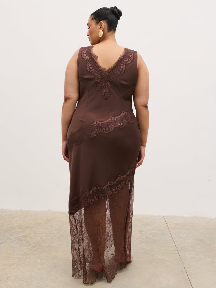 Souki Is 5'8" & Wears Size UK 18|Robin Slip Lace Maxi Dress Curve - Chocolate Brown