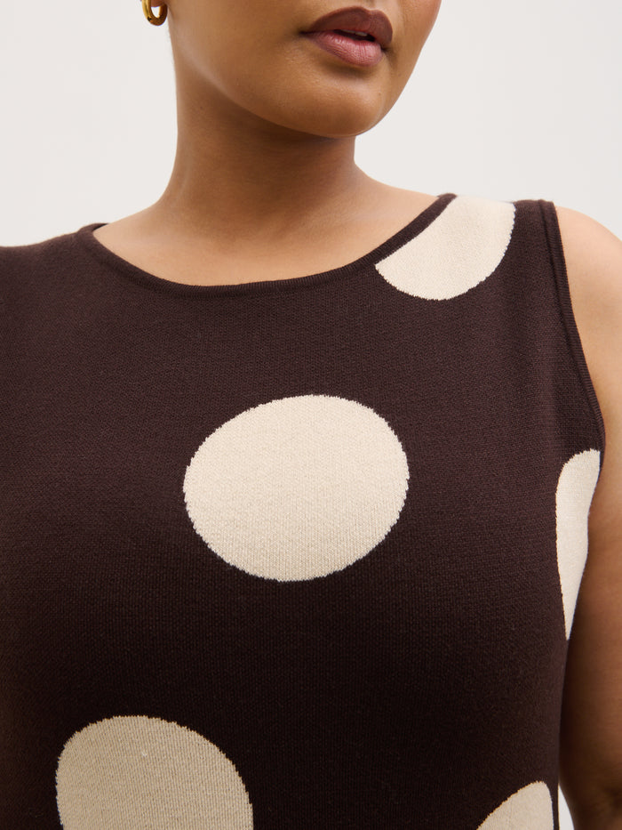 Souki Is 5'8" & Wears Size UK XL|Sarover Polka Dot Maxi Knit Dress Curve - Chocolate and Cream
