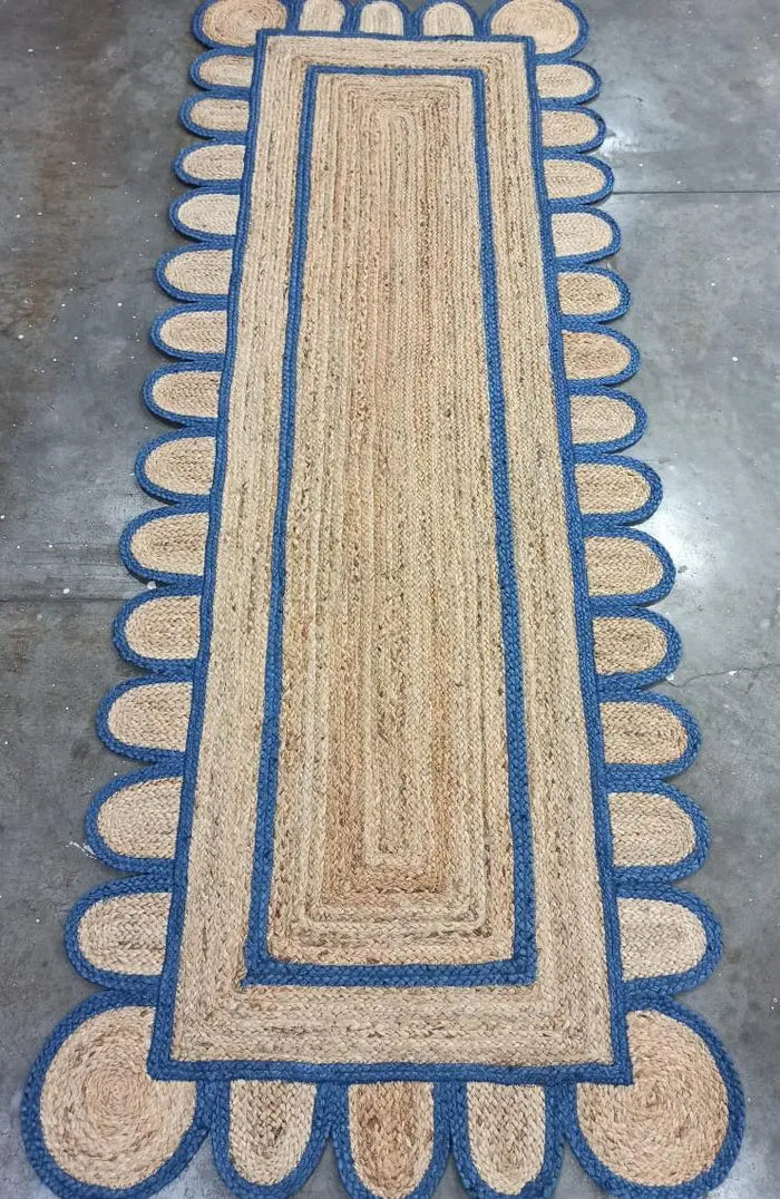 Scallop Jute with Classic Blue Border - Milagro Collective