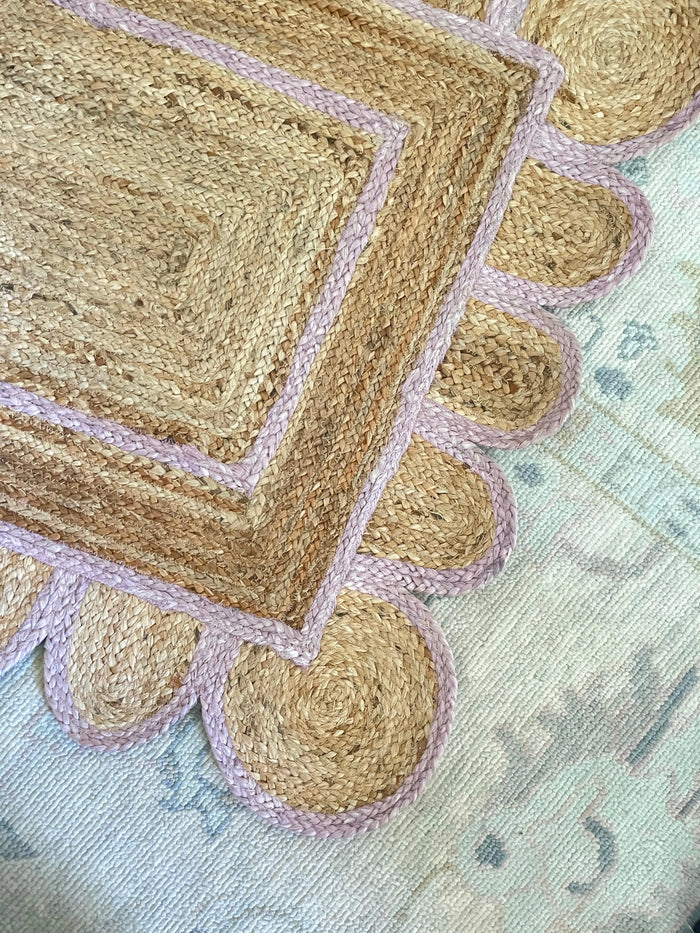 Scallop Jute with Lavender Border - Milagro Collective