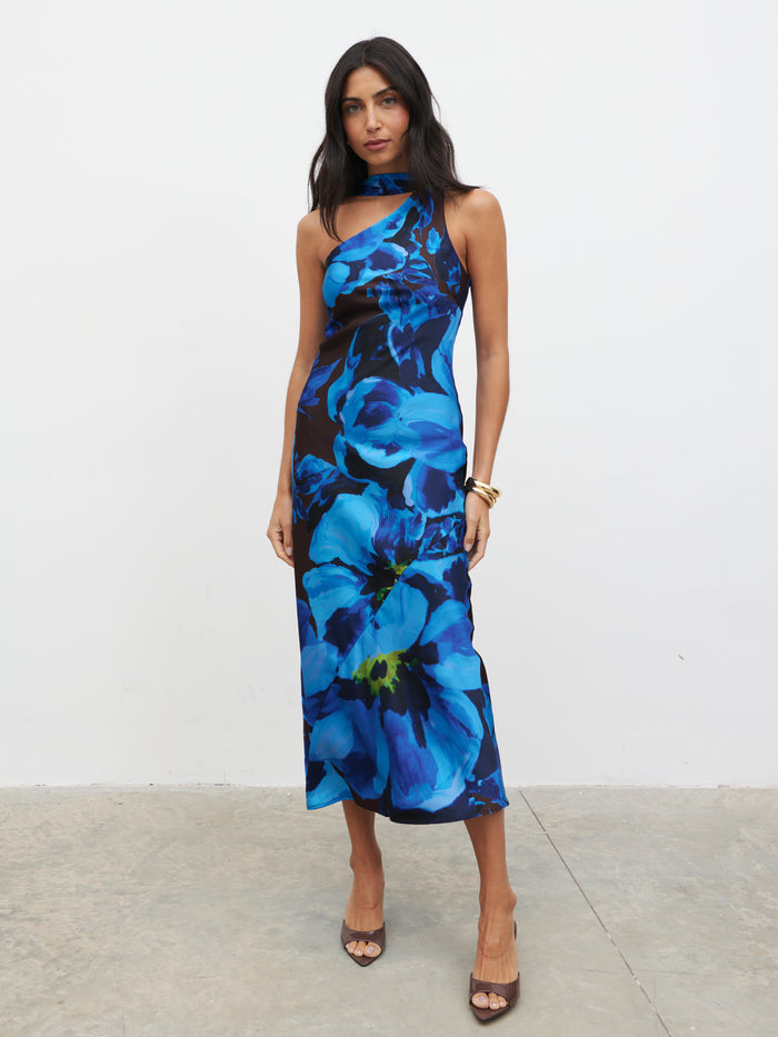 Lygia Is 5'9" & Wears Size UK 8|Sheree Printed Midaxi Dress - Colbalt Blue Floral