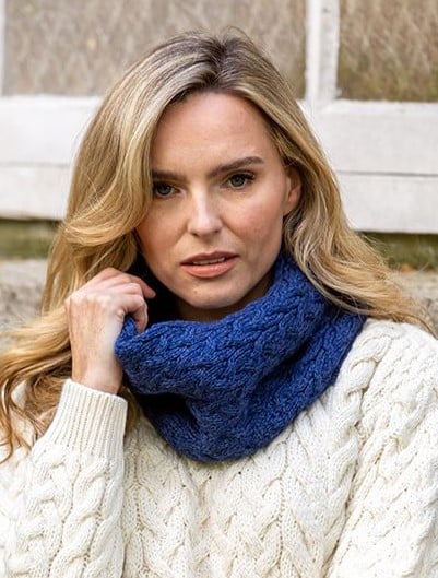 royal_blue_super_soft_snood_1_40e3a984-1a38-42d1-80af-1873edadfe11.jpg