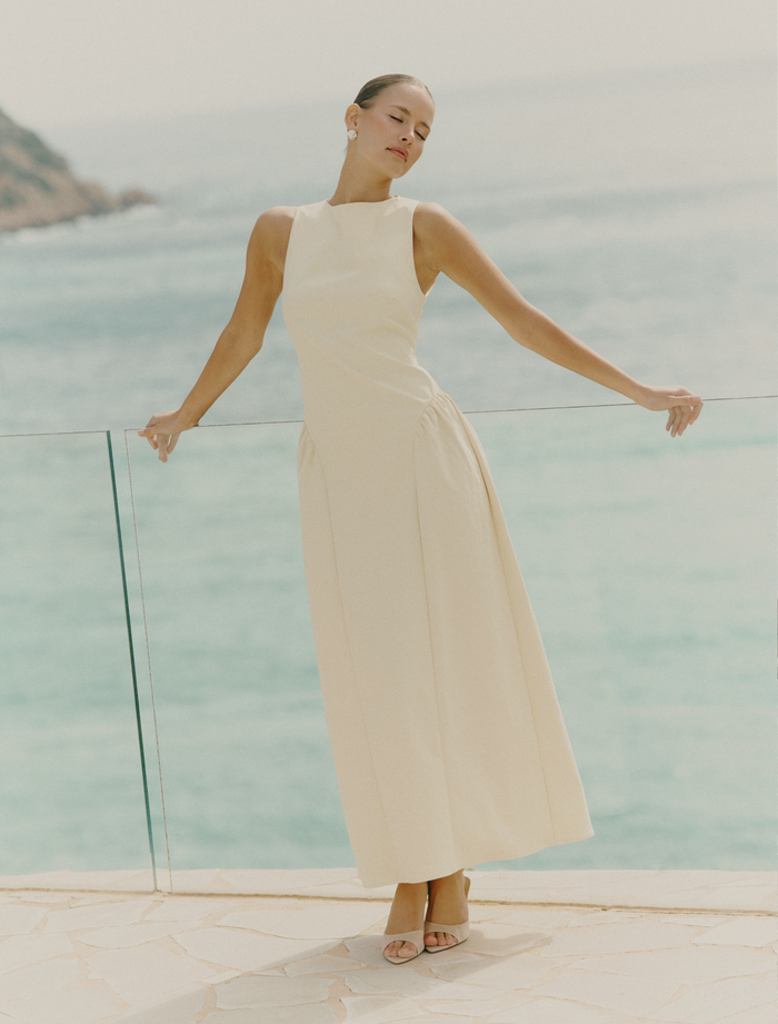 Candy Is 5'6" & Wears Size UK 8|Sylvie Slash Neck Midaxi Dress - Lemon
