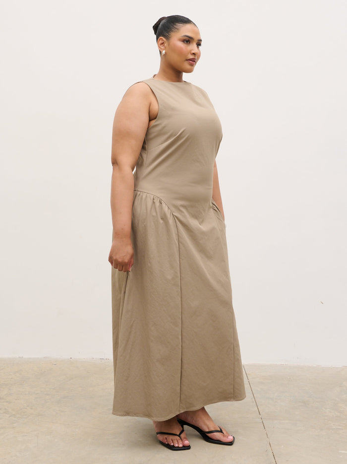 Souki Is 5'8" & Wears Size UK 18|Sylvie Slash Neck Midaxi Dress Curve - Taupe